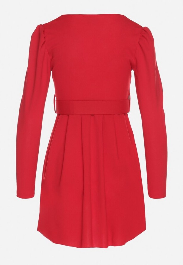 Czerwona Sukienka Rozkloszowana z Ozdobnym Paskiem Evilevi