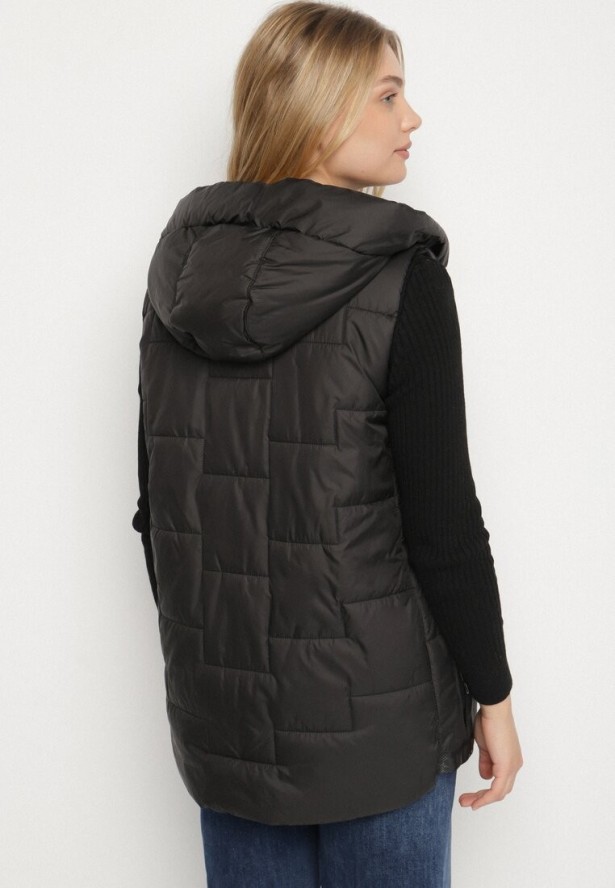 Czarna Pikowana Kamizelka z Kapturem i Sznurkami Imvila