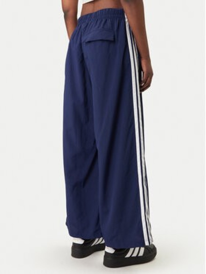 adidas Spodnie dresowe Essentials 3-Stripes JV5328 Granatowy Loose Fit