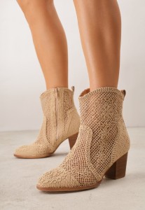 Ciemnobeżowe Ażurowe Botki Kowbojki VICES na Stożkowym Obcasie Natesela