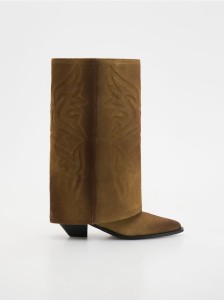 Zamszowe kozaki ze zdobieniem - beżowy