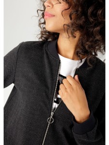 Aniston Bluza w kolorze czarnym rozmiar: 38