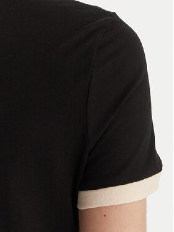 Guess T-Shirt V6GI05 K2966 Czarny Regular Fit