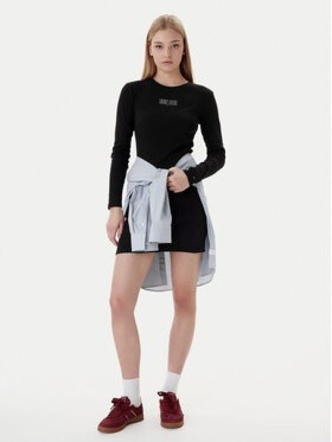 Tommy Jeans Sukienka codzienna Linear DW0DW21902 Czarny Slim Fit