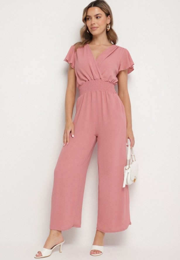 Różowy Kombinezon z Kopertowym Dekoltem i Szeroką Gumką w Pasie Evimevi