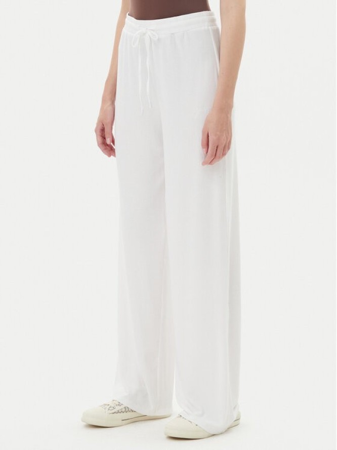 Guess Spodnie materiałowe O5GB00 KCQ72 Biały Regular Fit