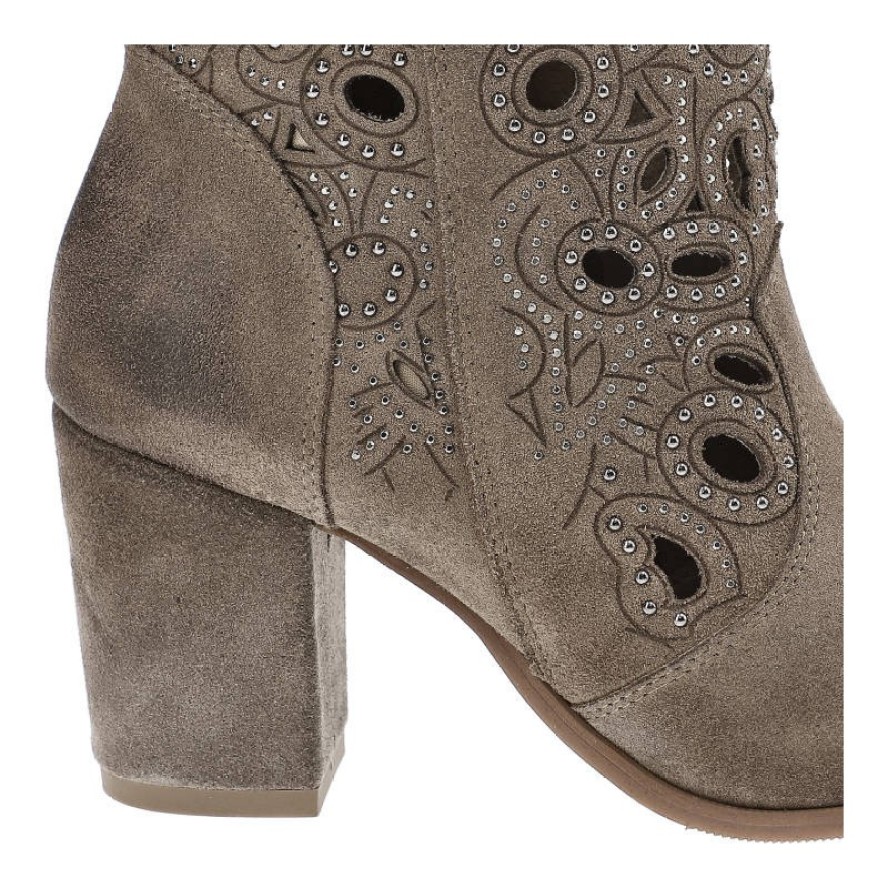 Kowbojki damskie Exquisite, ażurowa cholewka z dekoracyjnym wycinaniem naturalna faktura materiału stabilny obcas, taupe, 1289