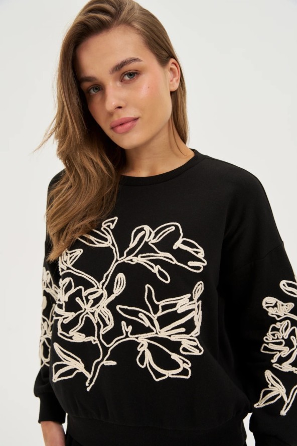 Bluza z aplikacją czarna