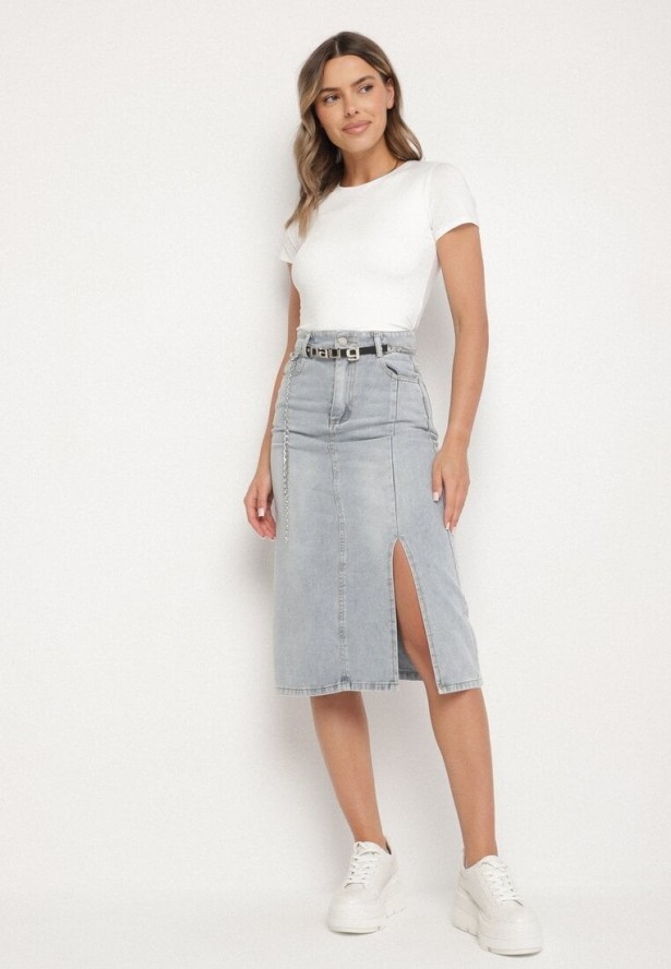 Jasnoniebieska Bawełniana Spódnica Jeansowa Ozdobiona Łańcuchem Lilisela