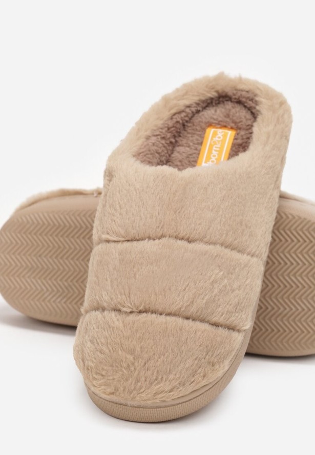 Ciemnobeżowe Kapcie z Miękkiego Futerka z Zakrytym Noskiem Naveritte