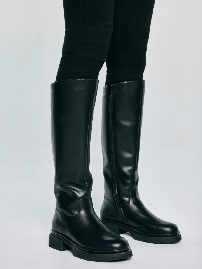 Kozaki damskie ze skóry naturalnej czarne SS274618 906