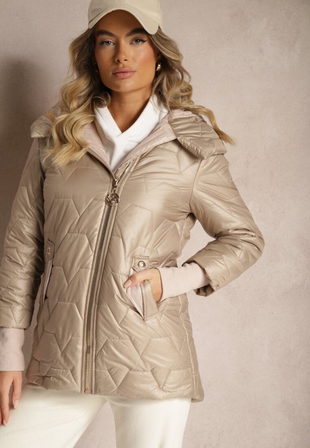 Ciemnobeżowa Kurtka Ozdobiona Pikowaniem z Rękawami Zakończonymi Ściągaczami i Kapturem Celosira