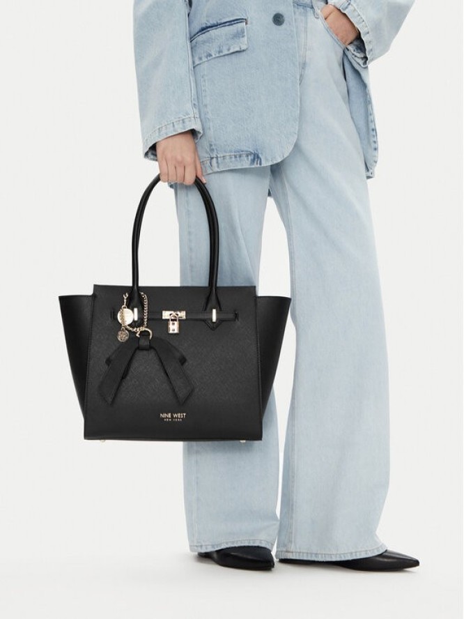 Nine West Torebka CEO-Chelsea-Charm-III-LX10186 Czarny