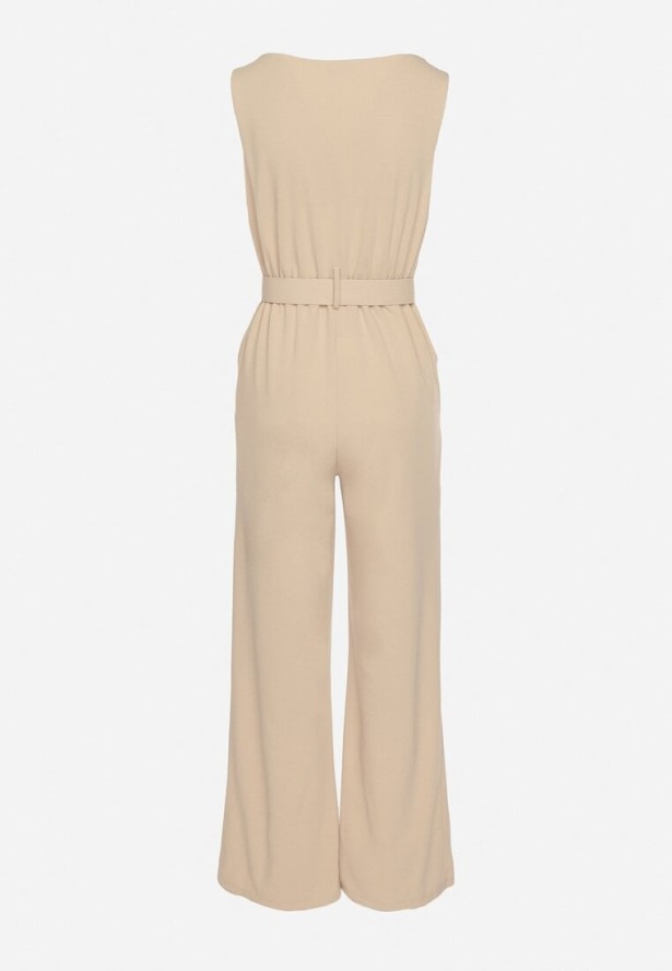 Beżowy Kombinezon z Wywijanym Dekoltem w Łódkę i Paskiem z Klamrą Galithiela