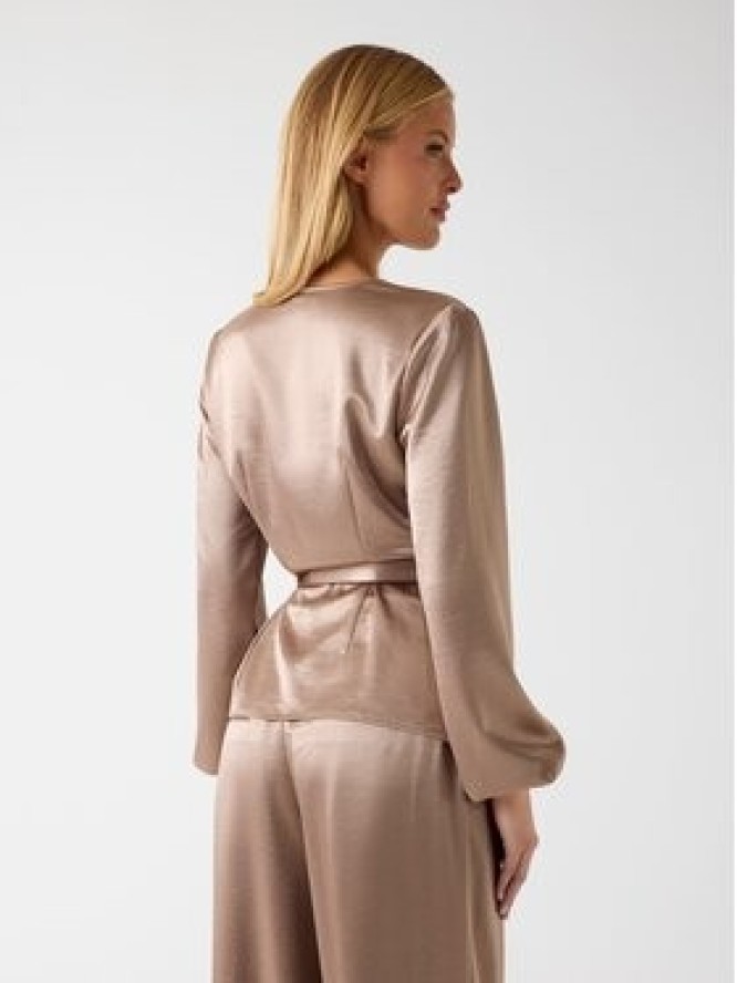 Guess Top 180022 Beżowy Classic Fit