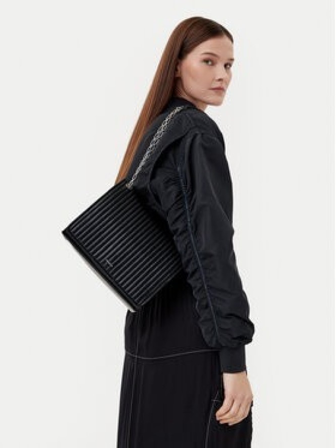 Calvin Klein Torebka Mini Line Quilt Shoulder Bag K60K613080 Czarny