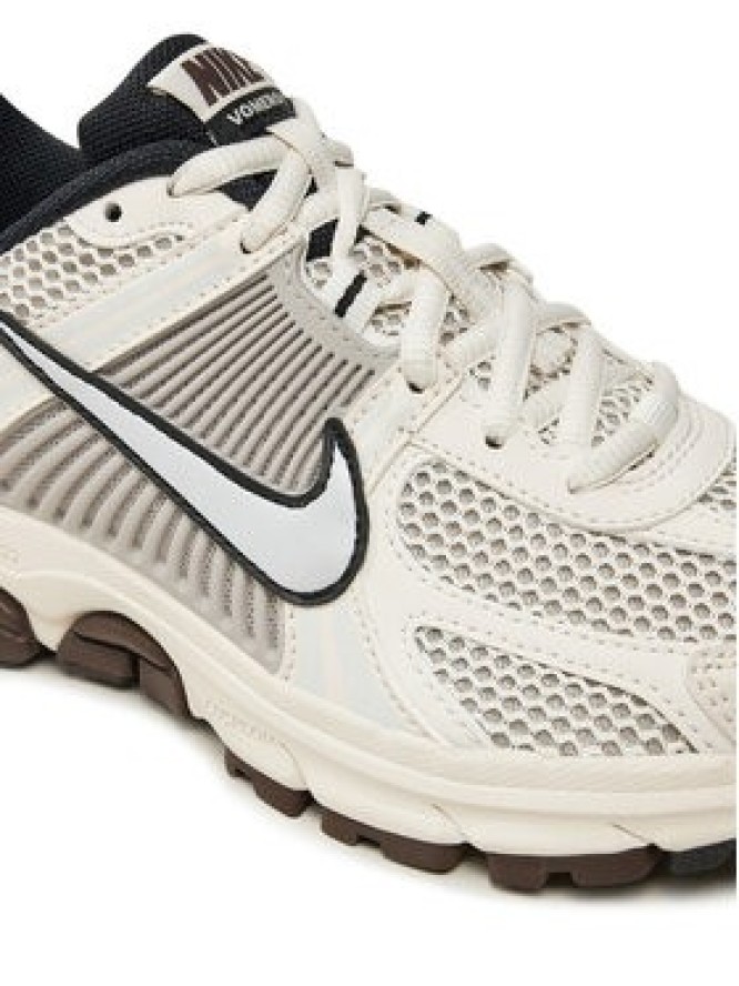 Nike Sneakersy Zoom Vomero 5 FJ2028 001 Écru
