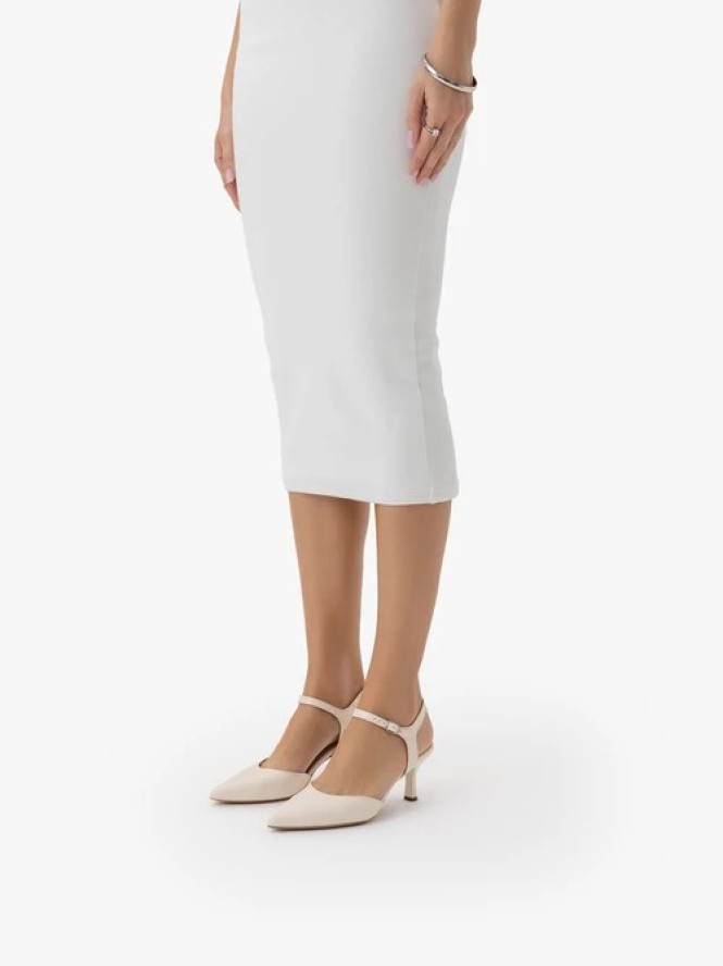 Kremowe ślubne czółenka slingback