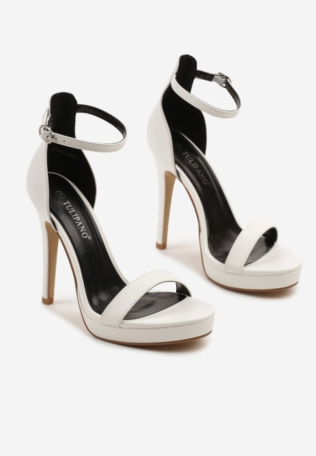 Białe Sandały na Szpilce i Platformie Ozdobione Paskiem przy Kostce Napira