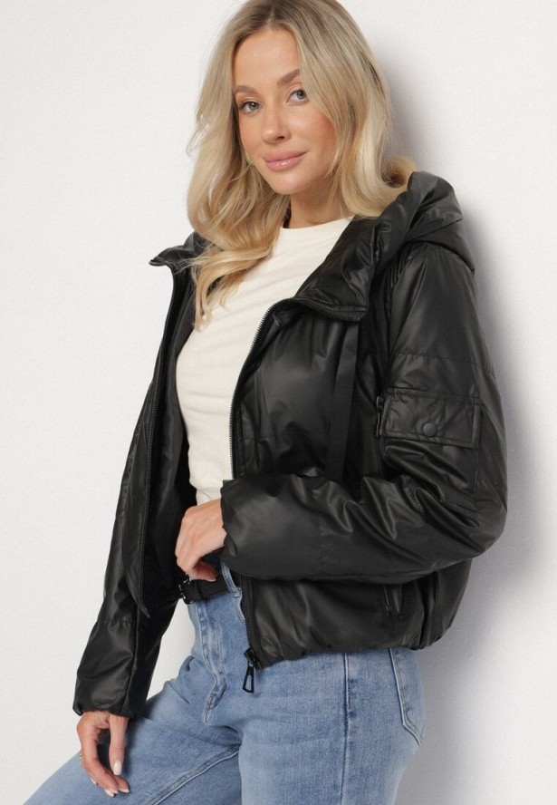 Czarna Kurtka Wiatrówka z Kapturem i Gumką w Pasie Avelloti