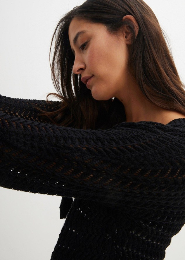 Bolerko w szydełkowy wzór, krótki rękaw