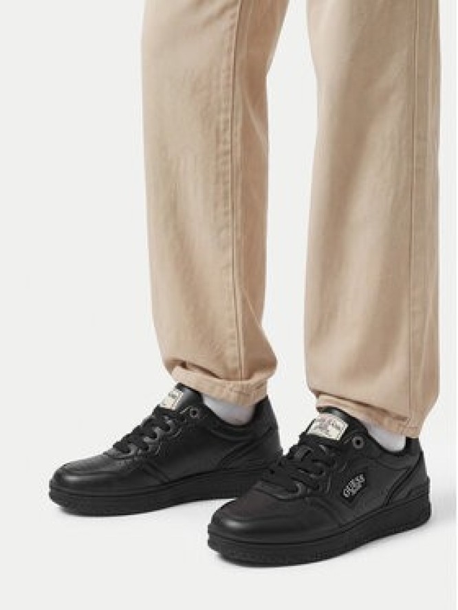Guess Jeans Sneakersy CWBEO-GSJ119 Czarny