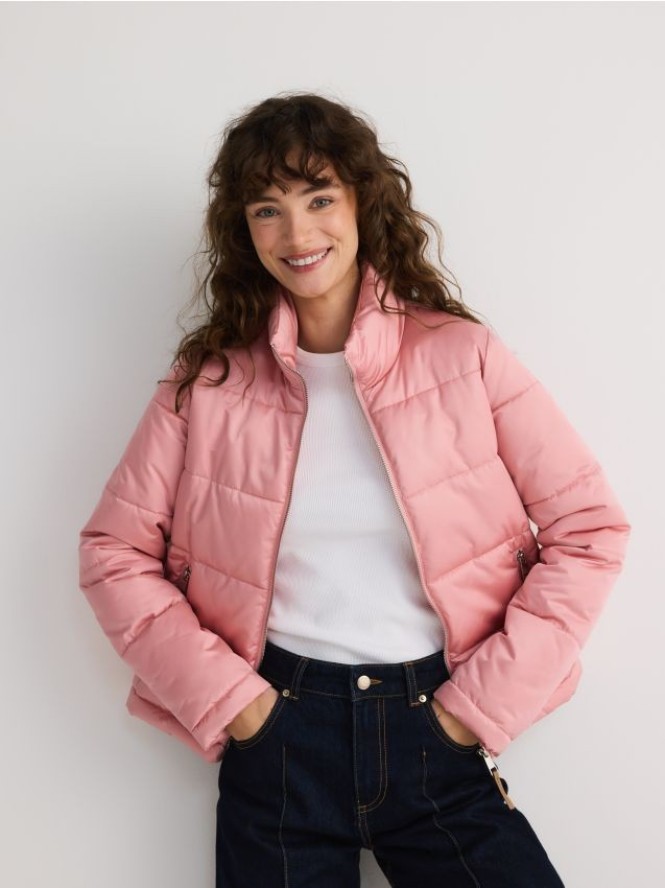 Pikowana kurtka z kołnierzem - brudny róż