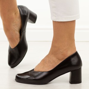 Czarne skórzane Polskie czółenka damskie Deoni D642