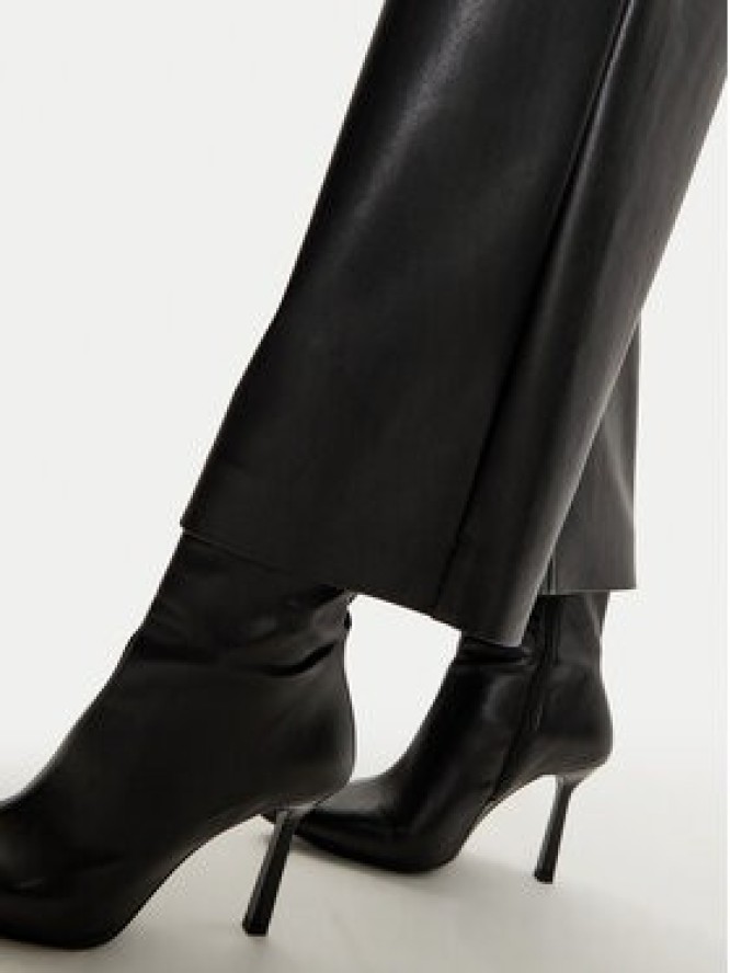 Joseph Ribkoff Spodnie z imitacji skóry 243042 Czarny Loose Fit