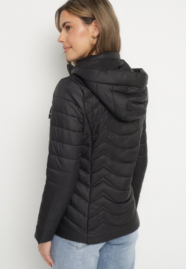 Czarna Pikowana Kurtka z Kapturem z Możliwością Odpięcia Natisme