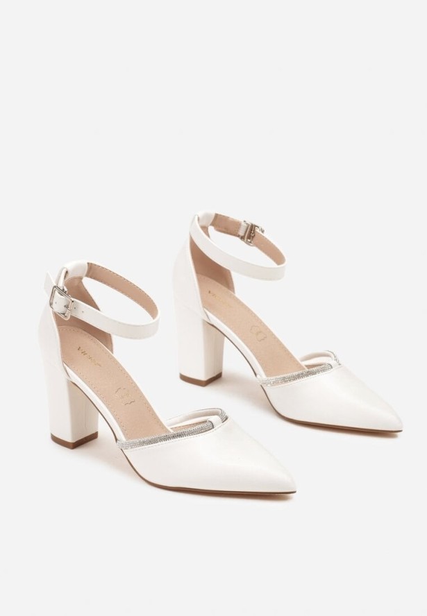 Białe Eleganckie Czółenka Vices ze Skórzaną Wkładką i Cyrkoniami Sarirra