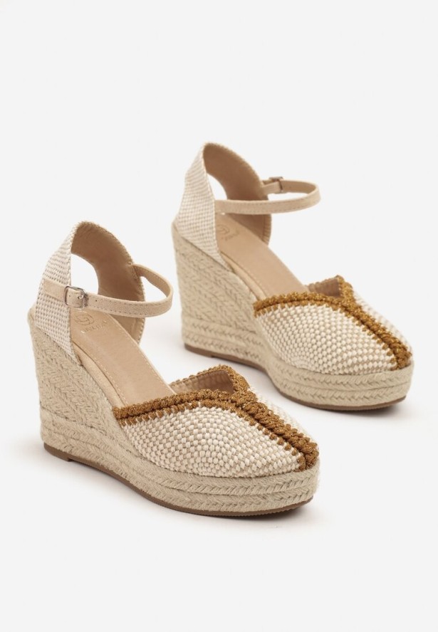 Beżowe Sandały na Koturnie z Plecionką Zeirea