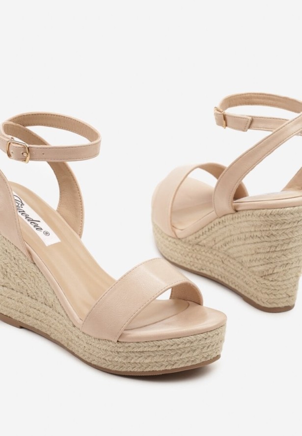 Beżowe Sandały Boho na Koturnie z Plecionki Telesenia