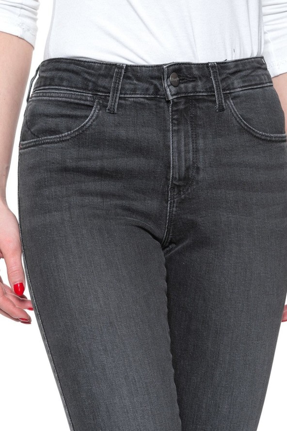 WRANGLER SKINNY SOFT BLACK W28KJF21R 112128281