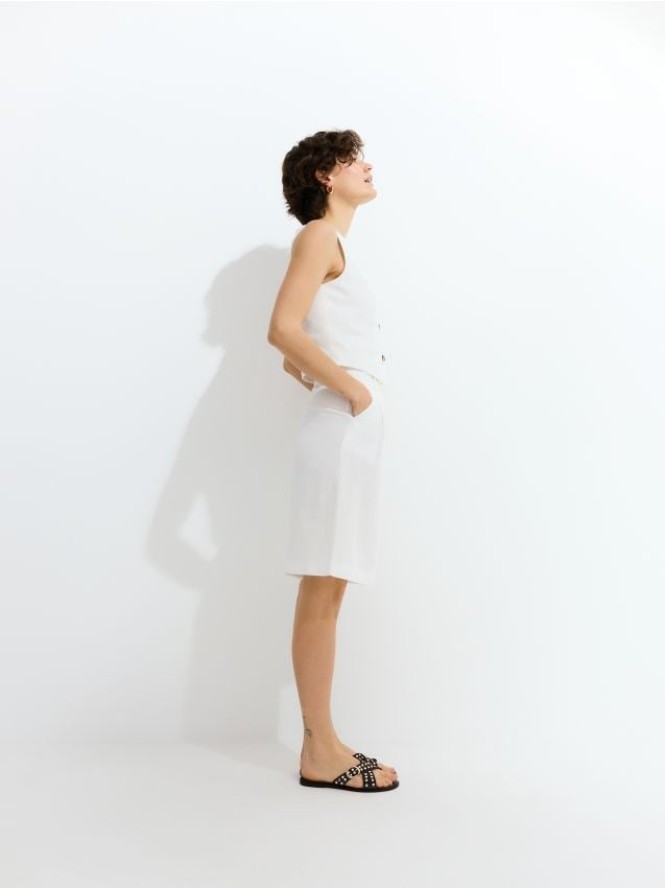 Szorty bermudy z wiskozą - złamana biel