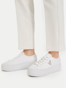 Guess Trampki FLJJZ3 FAB12 Biały