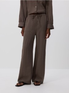 Luźne spodnie z wiskozą - brązowy