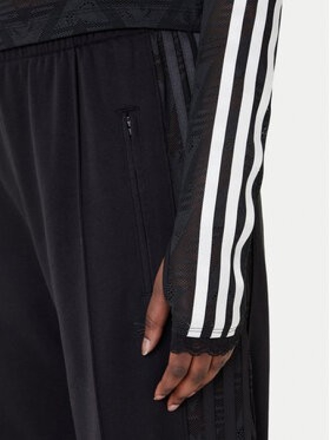 adidas Bluzka Lace Bardot KD0350 Czarny Slim Fit