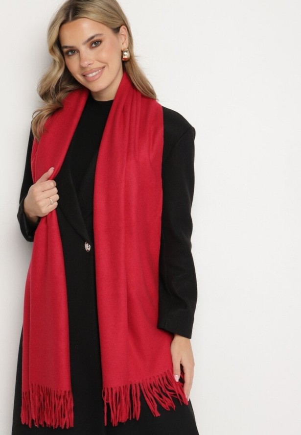 Bordowy Szalik z Tkaniny Wykończony Frędzlami Teofilla