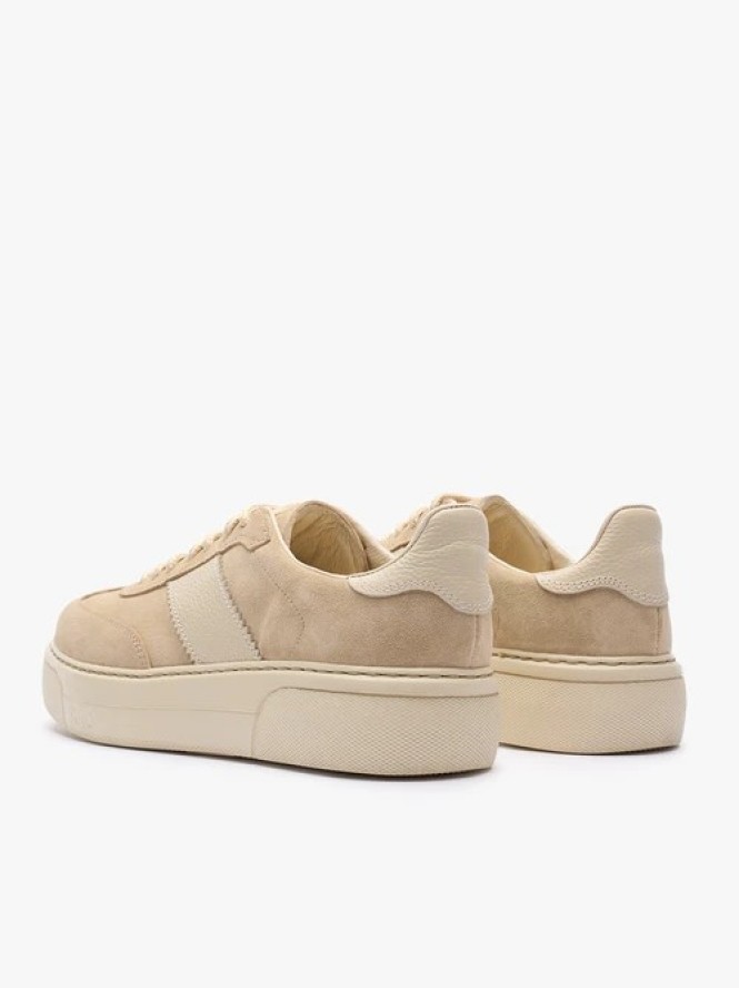 Beżowe sneakersy ze skóry licowej i welurowej
