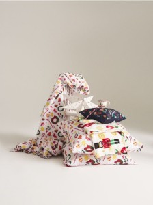 Komplet pościeli bawełnianej ze wzorem - wielobarwny