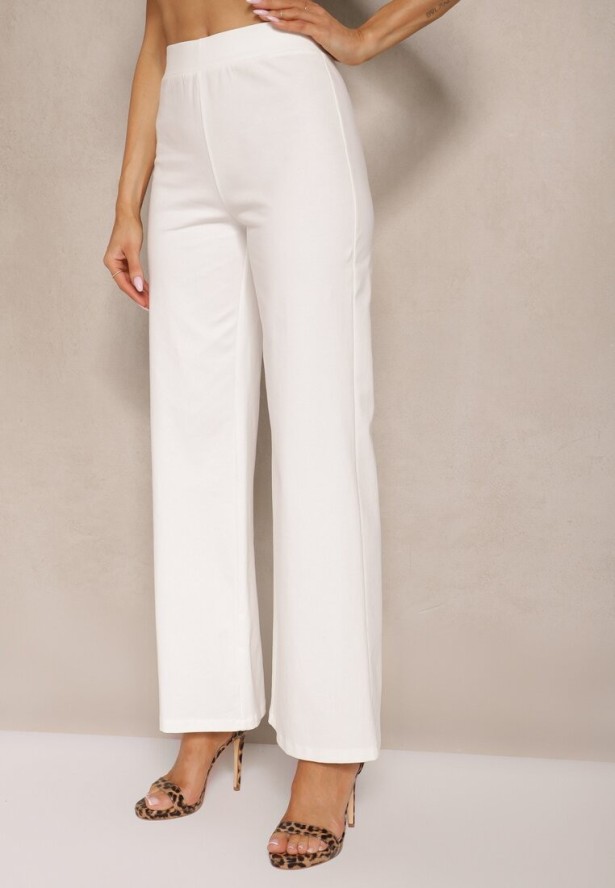 Biały Komplet Top Bandeau Zdobiony Guzikami i Spodnie o Szerokim Kroju Palarienna