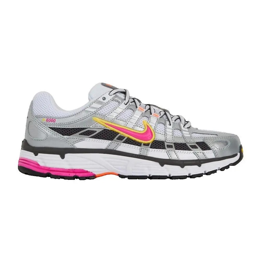Buty Nike P6000 białe z różowymi detalami