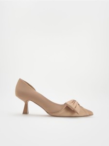 Czółenka na obcasie kitten - beżowy