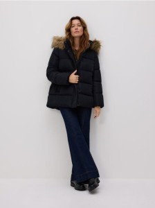 Pikowana kurtka - czarny