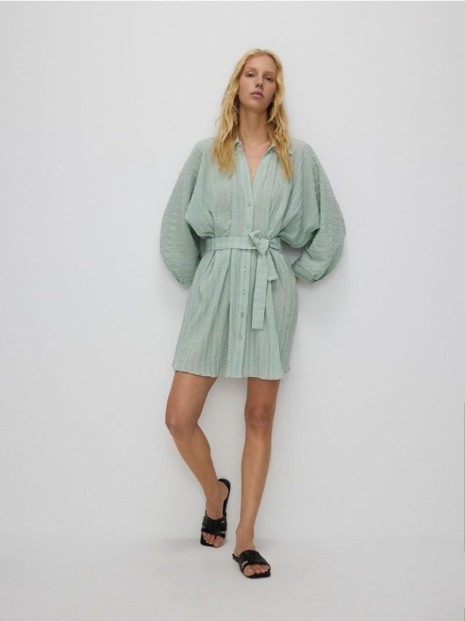 Mini sukienka z paskiem - jasnozielony