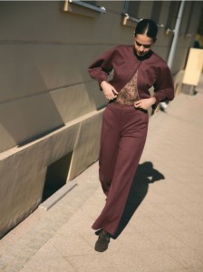 Luźne spodnie - bordowy