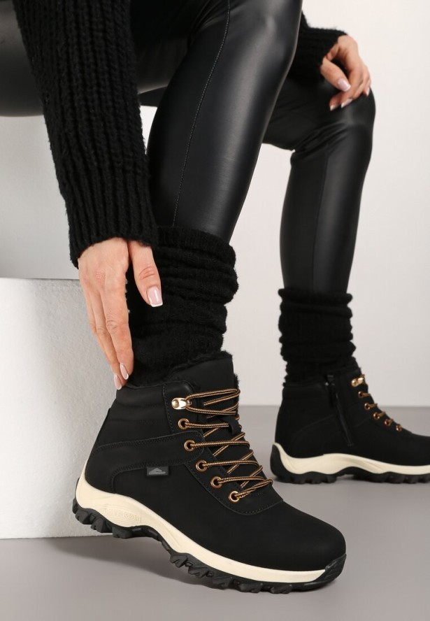 Czarno-Złote Płaskie Ocieplane Trapery ze Sznurowaniem Riviri