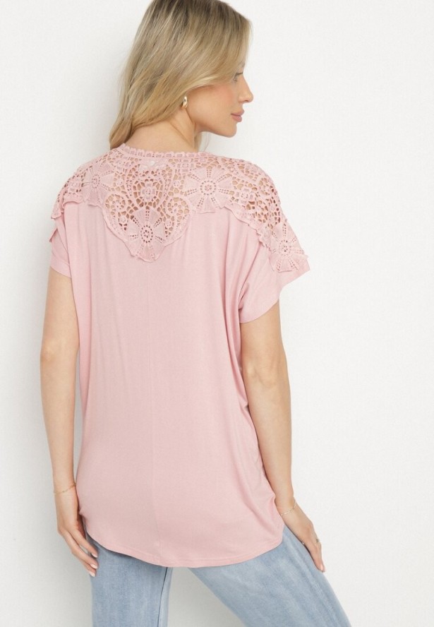 Różowa Bluzka z Wiskozą Ozdobiona Koronką i Cyrkoniami Viarenas