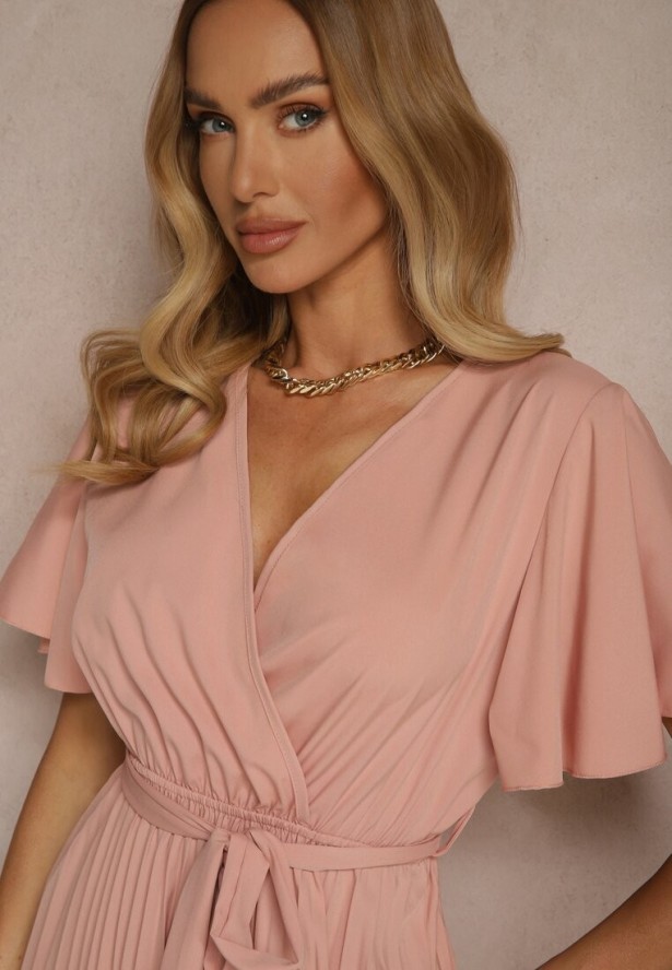 Różowa Sukienka Wiązana w Talii z Plisowaniem na Dole Dorseki